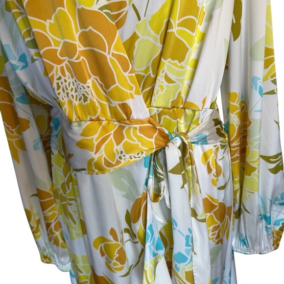 Ryegrass Women’s Yellow Floral V-Neck Wrap Dress – Size Medium - Picture 5 of 8
